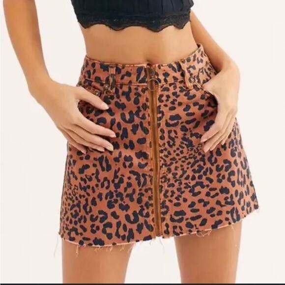 We The Free Dresses & Skirts - We the Free Leopard Print Denim Mini Skirt Size 29